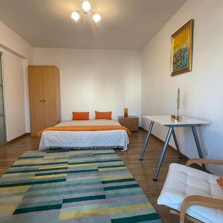Studio Old Town City Center Calea Victoriei Bucureşti Exterior foto